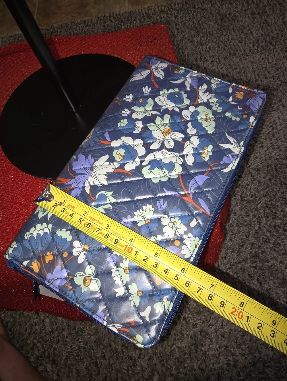 NWT Quilted Floral Zip Wallet - Vera Bradley - Picture 14 of 15